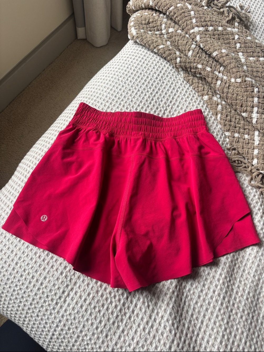 Lululemon shake it out HR shorts
